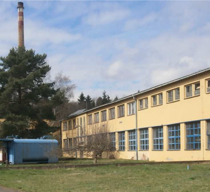 Wiederaufbau ehemaligen Werkstattgebäudes auf die Wirtschaftseinheit der Firma HIT OFFICE